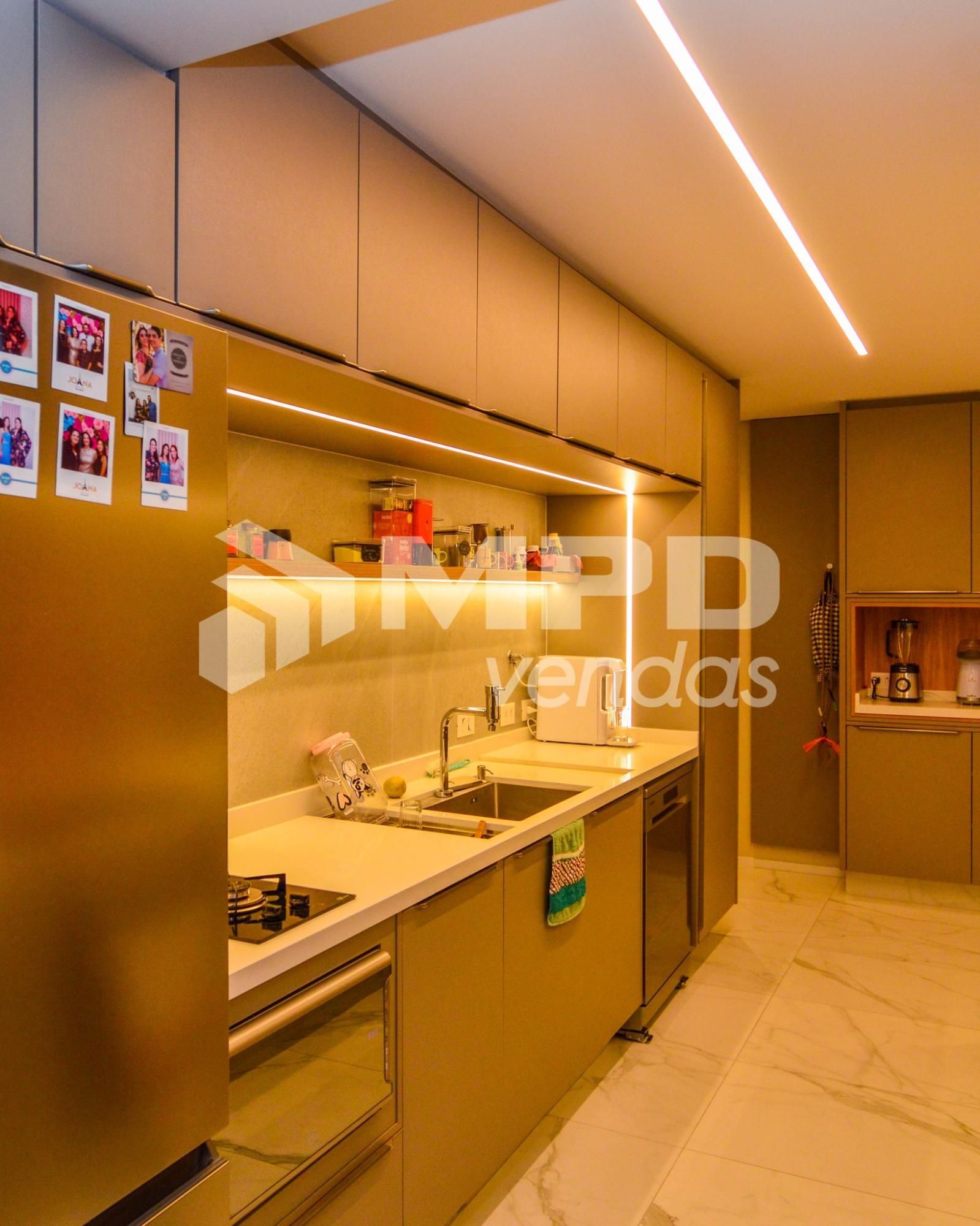 Apartamento à venda com 2 quartos, 123m² - Foto 6