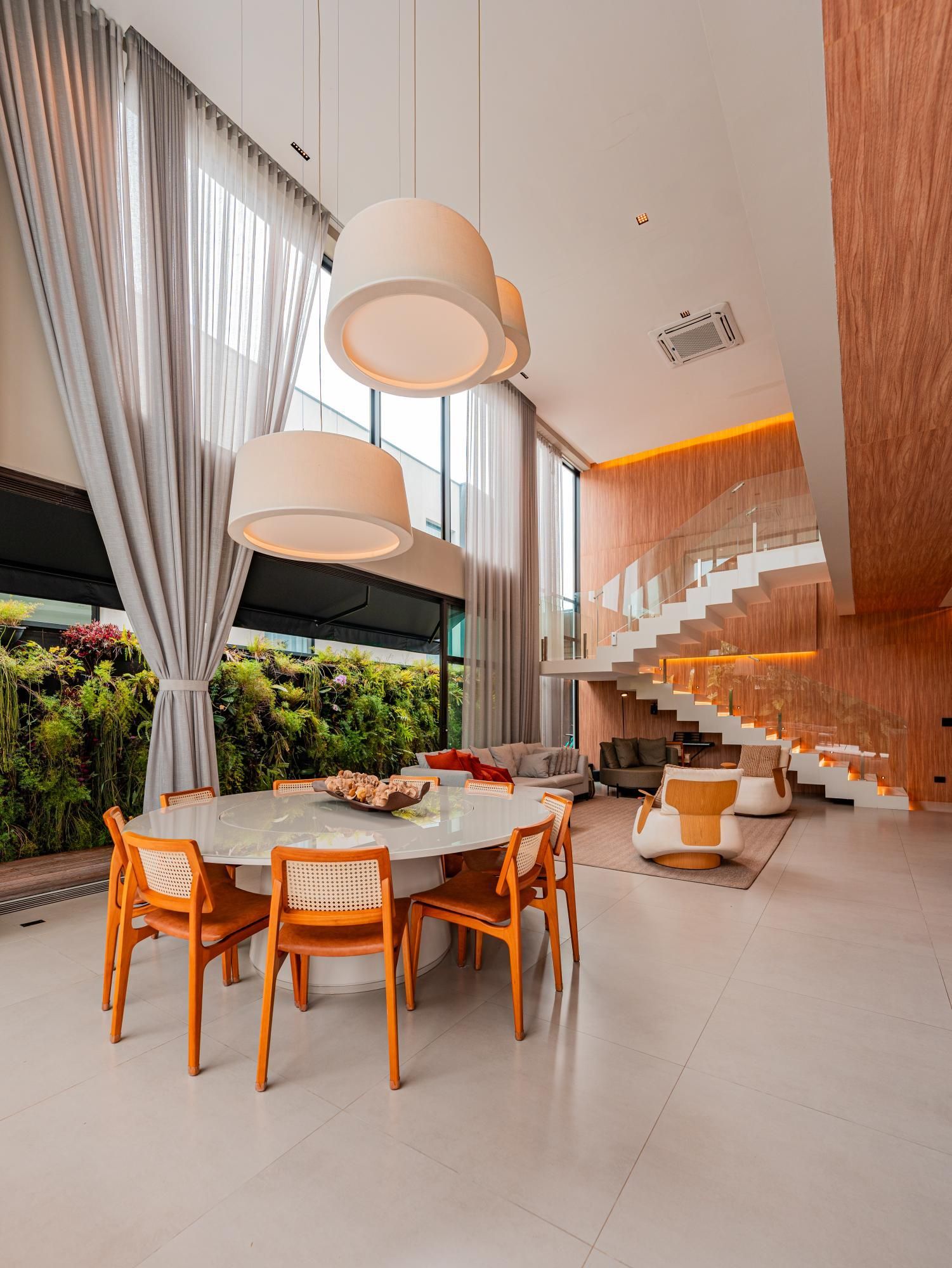 Sobrado, 4 quartos, 505 m² - Foto 1