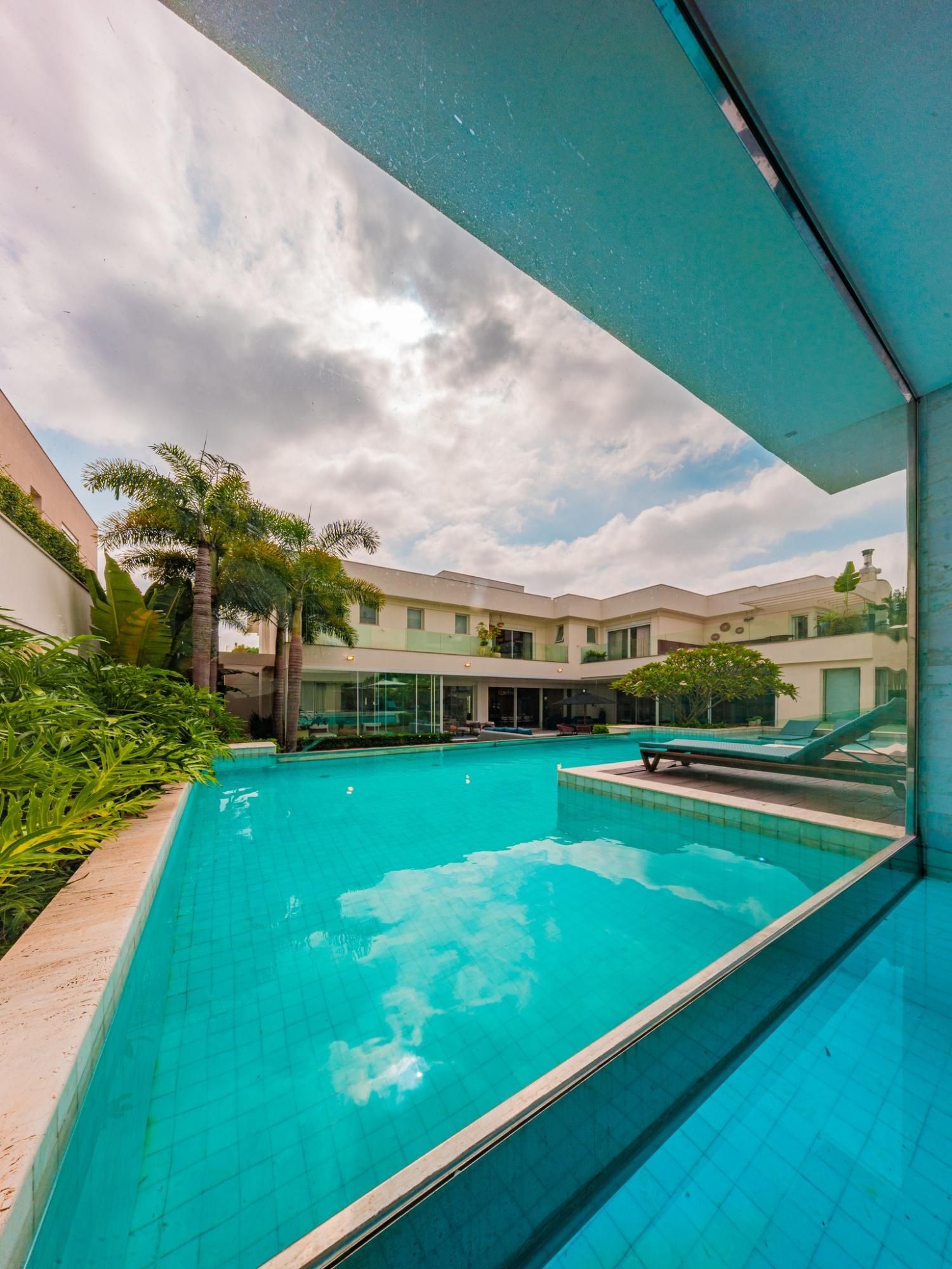 Sobrado, 5 quartos, 1160 m² - Foto 1