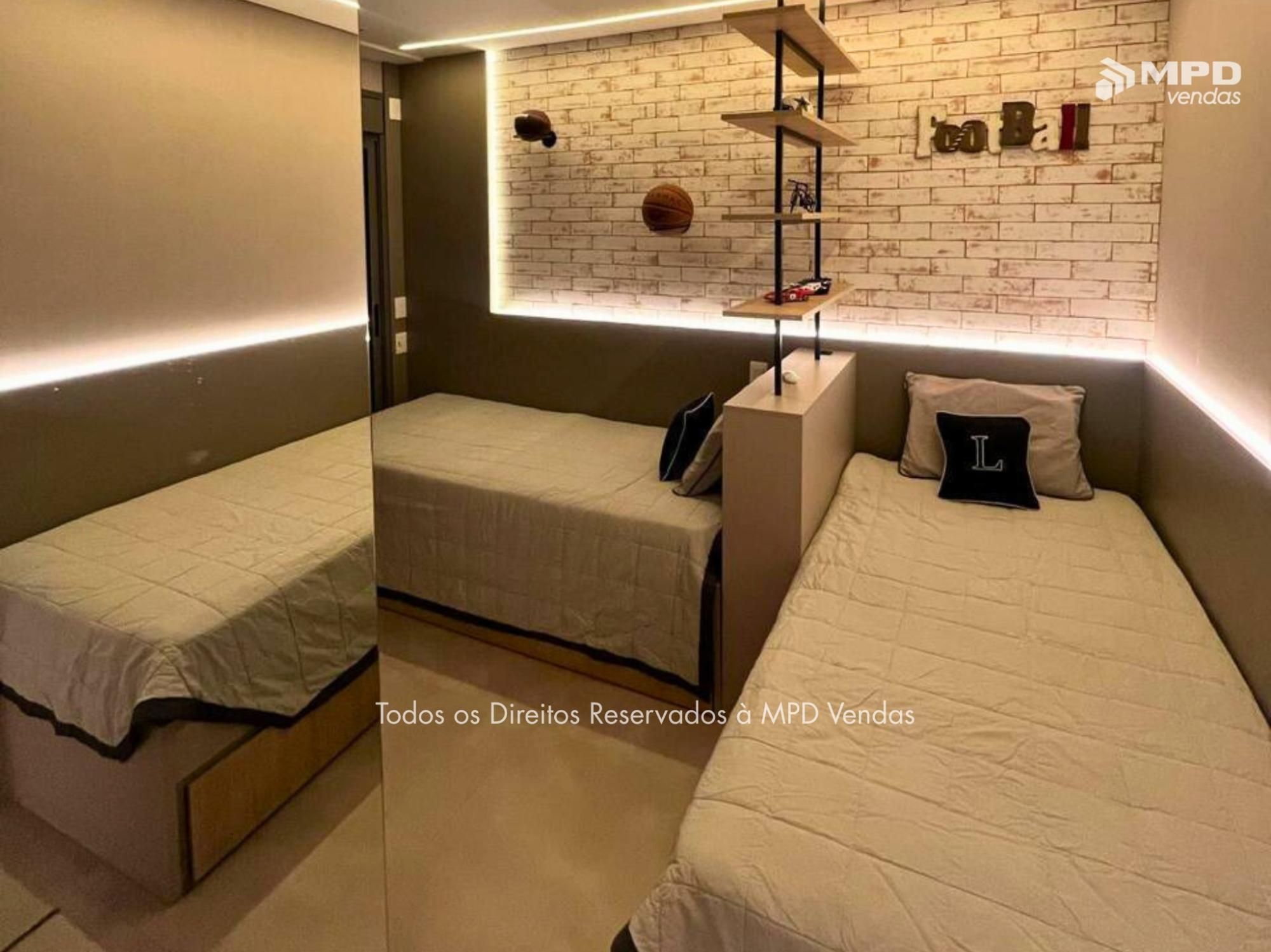 Apartamento à venda com 3 quartos, 180m² - Foto 18