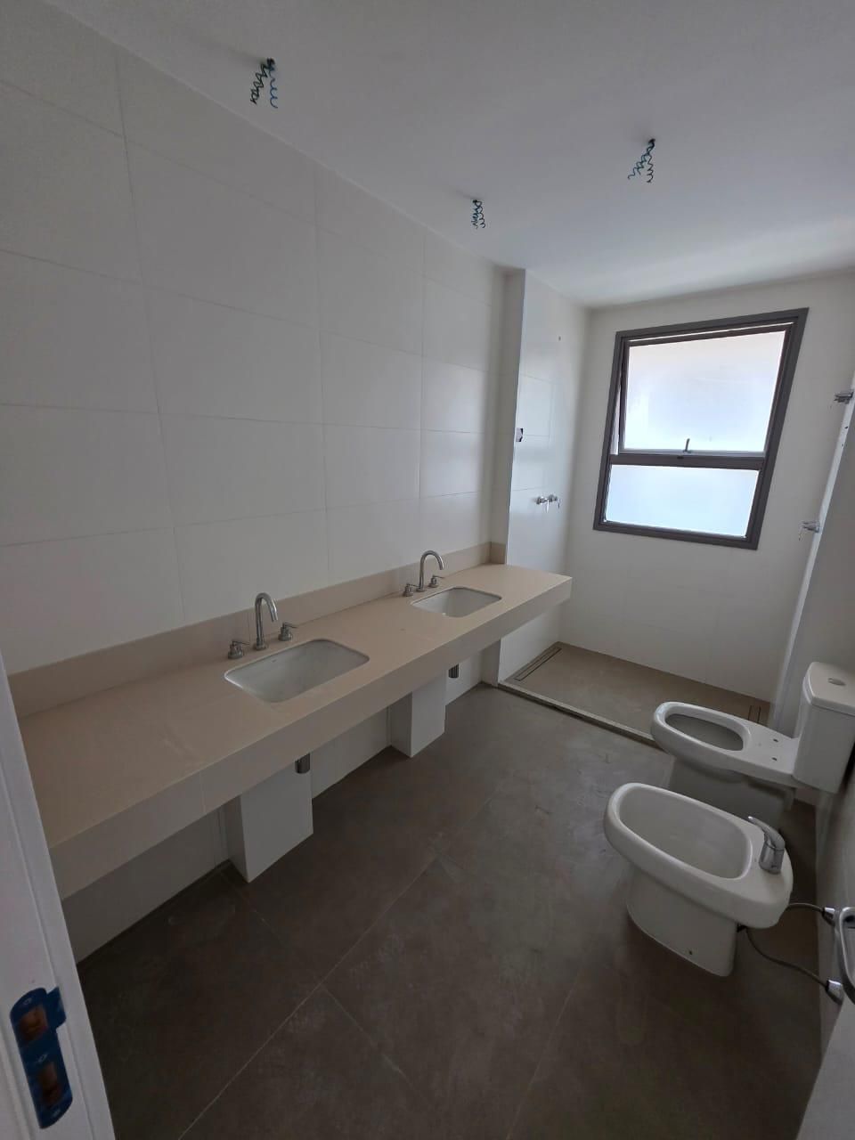 Apartamento à venda com 3 quartos, 180m² - Foto 8
