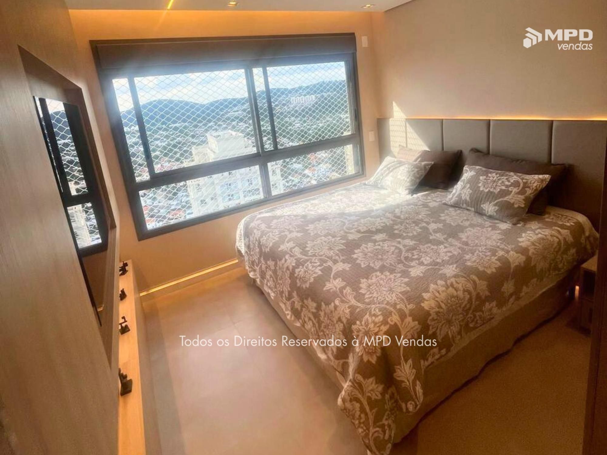 Apartamento à venda com 3 quartos, 180m² - Foto 16