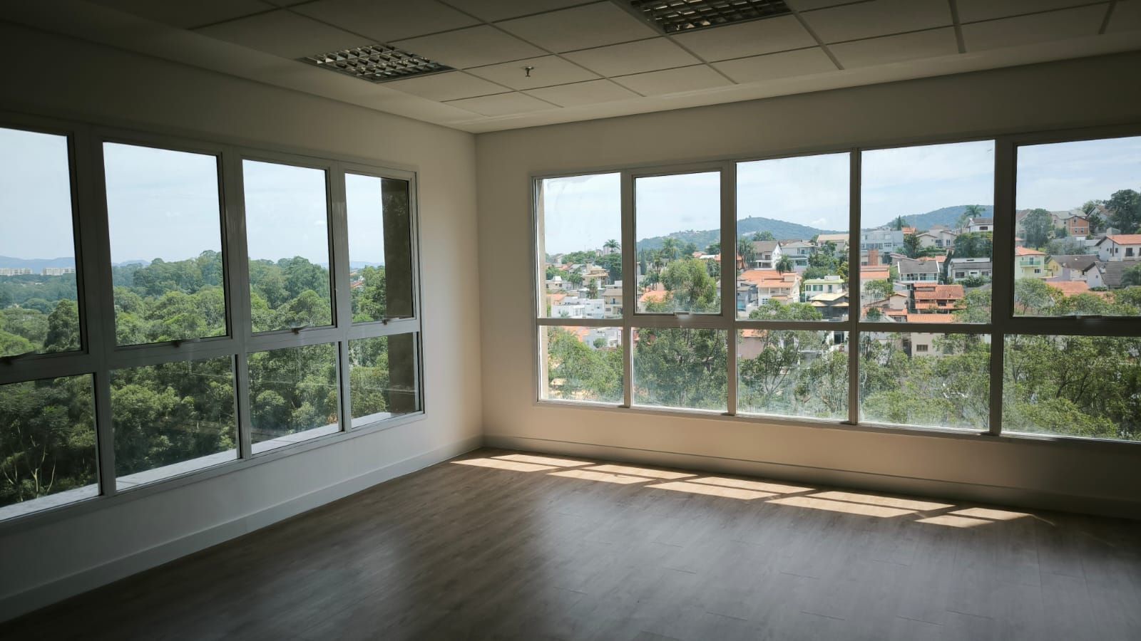 Conjunto Comercial-Sala à venda com 1 quarto, 85m² - Foto 3