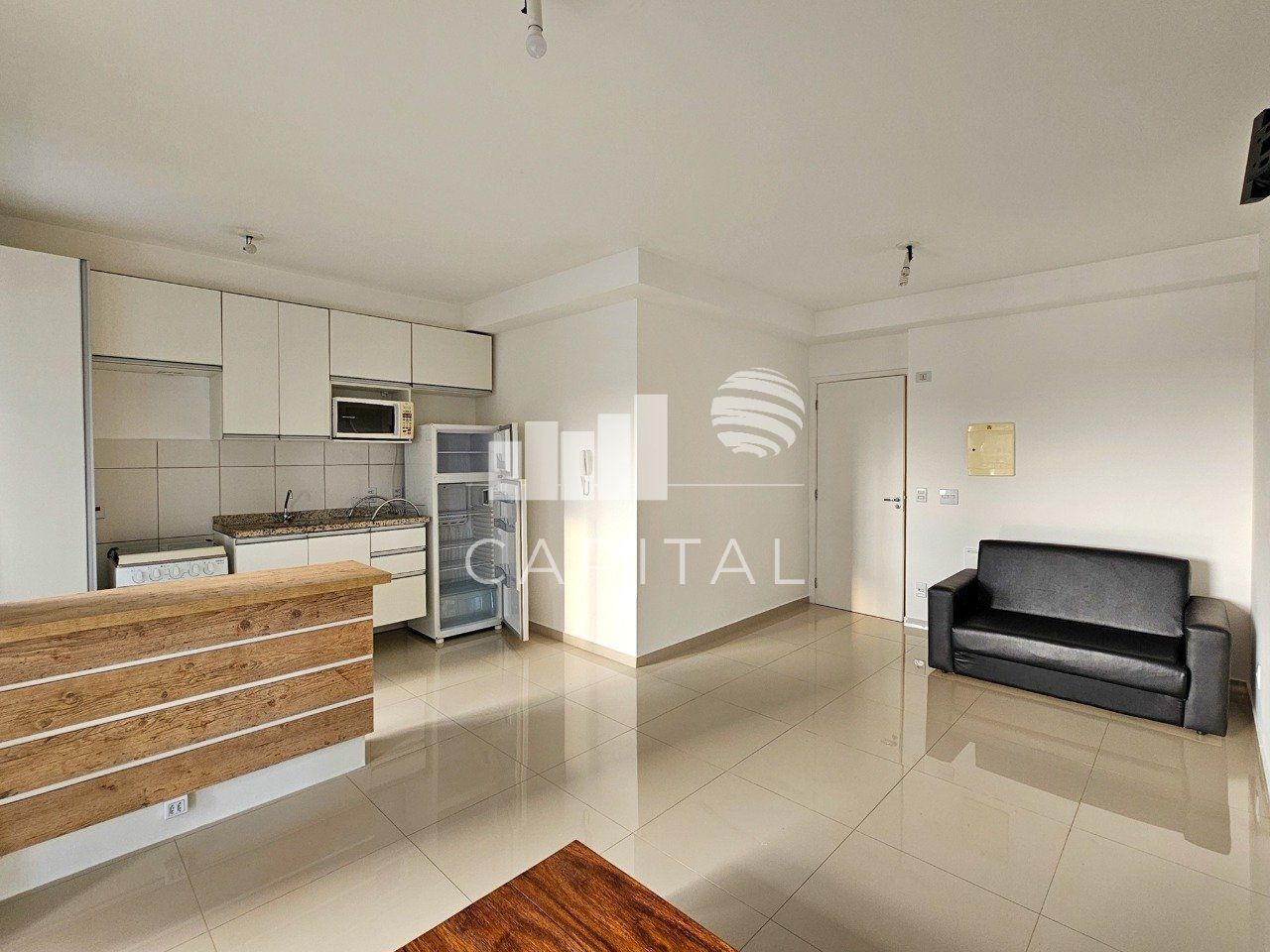 Apartamento para alugar com 1 quarto, 50m² - Foto 6
