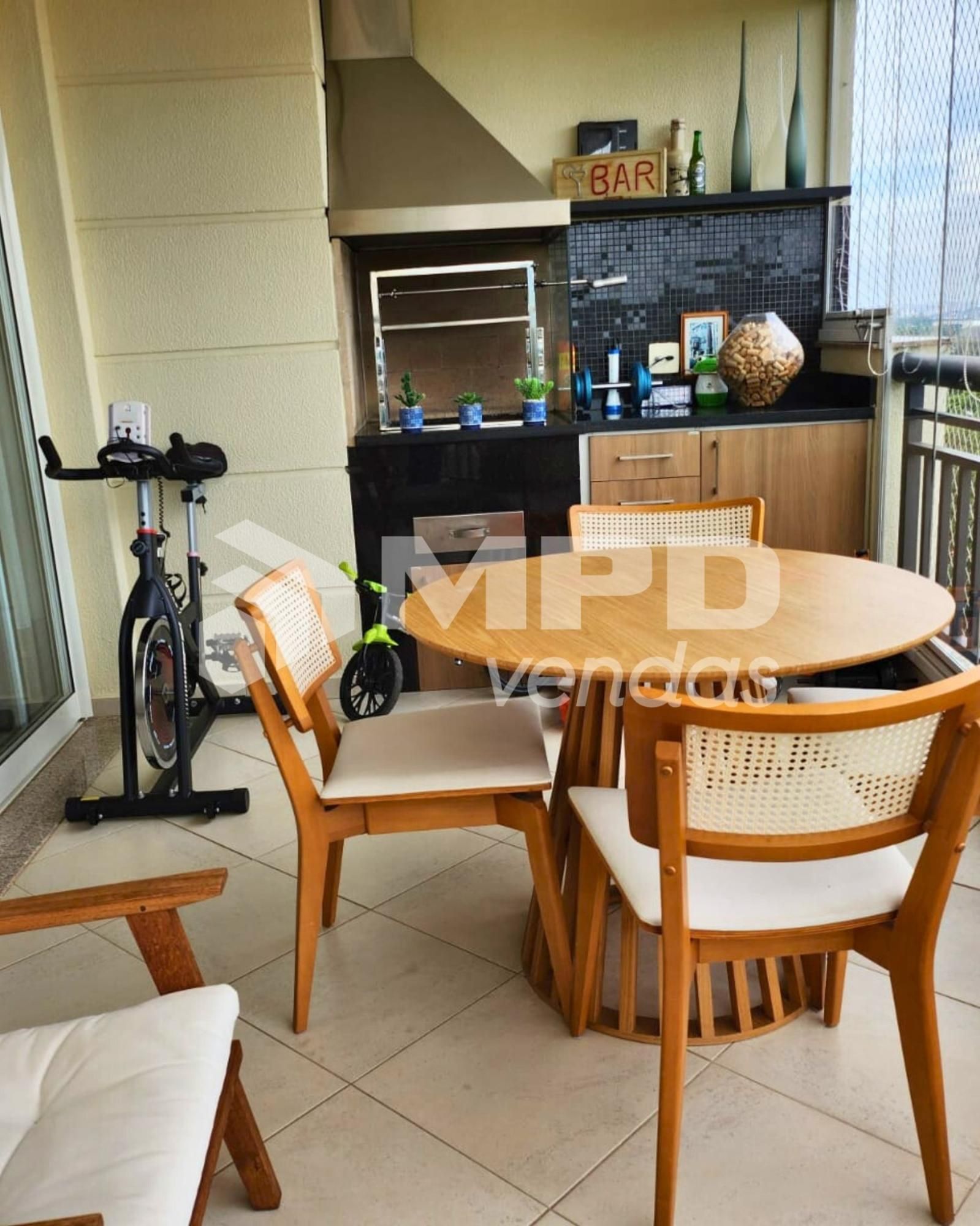 Apartamento, 3 quartos, 122 m² - Foto 2