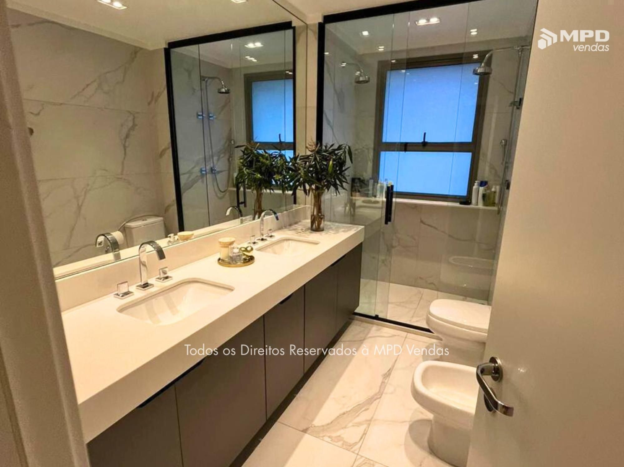 Apartamento à venda com 3 quartos, 180m² - Foto 14