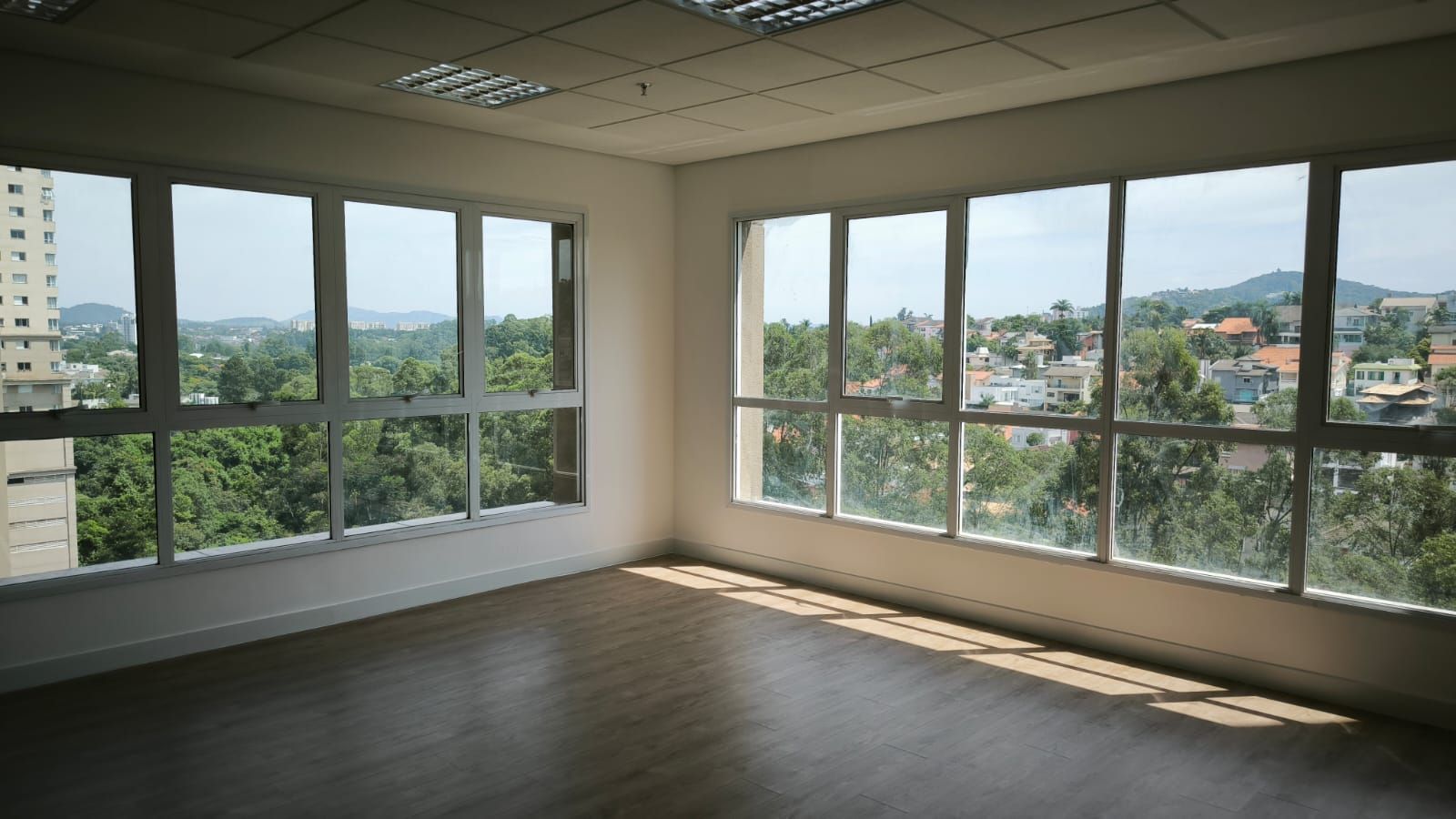 Conjunto Comercial-Sala à venda com 1 quarto, 85m² - Foto 8