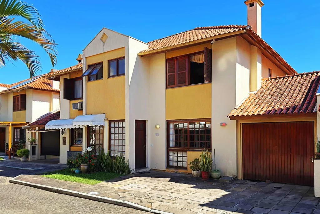 Casa de Condomínio com 140m², 3 dormitórios no bairro Ipanema em Porto Alegre para Comprar
