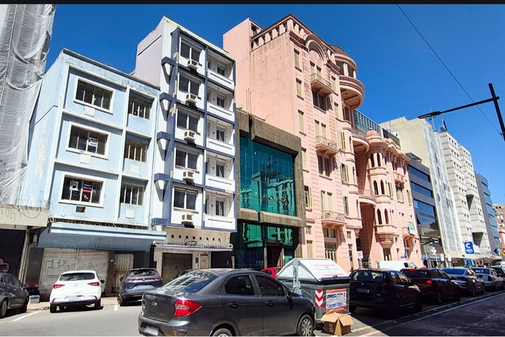 Prédio Residencial com 860m² no bairro Centro Histórico em Porto Alegre para Comprar