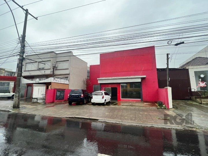 Loja para Venda - 450m², 0 dormitórios, 1 vaga - Petrópolis
