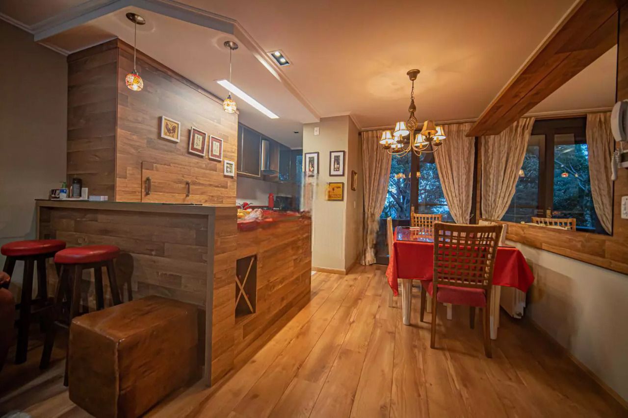 Apartamento com 90.95, localizado no bairro Vila Suica em Gramado/RS.