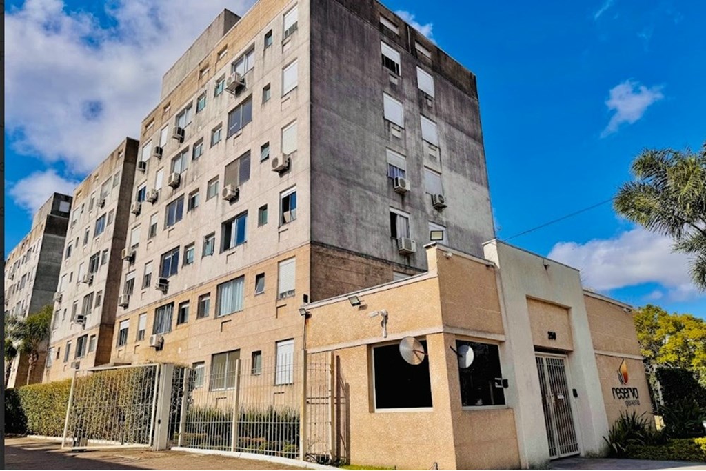 Apartamento com 40m², 2 dormitórios no bairro Ipanema em Porto Alegre para Comprar