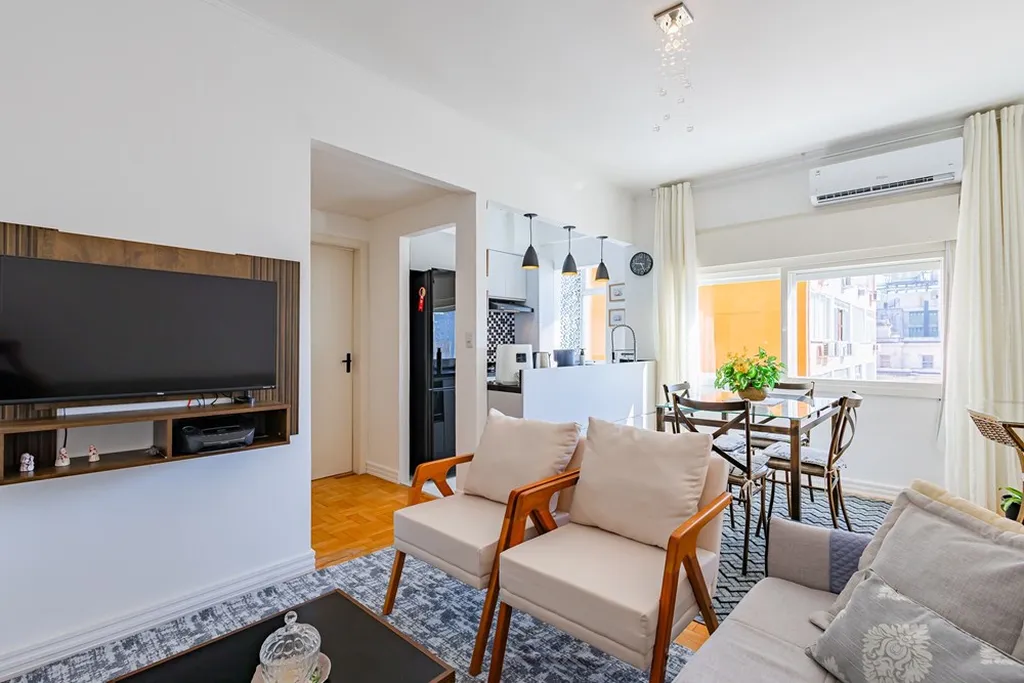 Apartamento com 47m², 1 dormitório no bairro Centro Histórico em Porto Alegre para Comprar