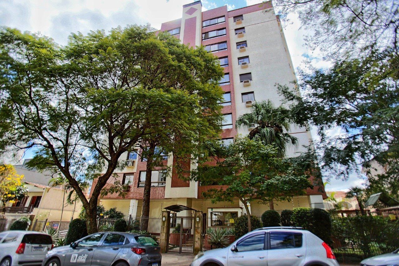 Apartamento com 91m², 3 dormitórios no bairro Petrópolis em Porto Alegre para Comprar