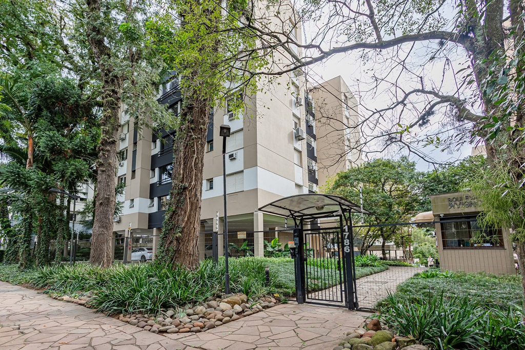 Apartamento com 127m², 2 dormitórios no bairro Boa Vista em Porto Alegre para Comprar