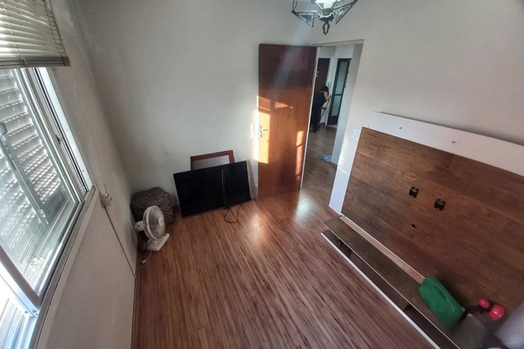 Apartamento com 46m², 2 dormitórios no bairro Rubem Berta em Porto Alegre para Comprar