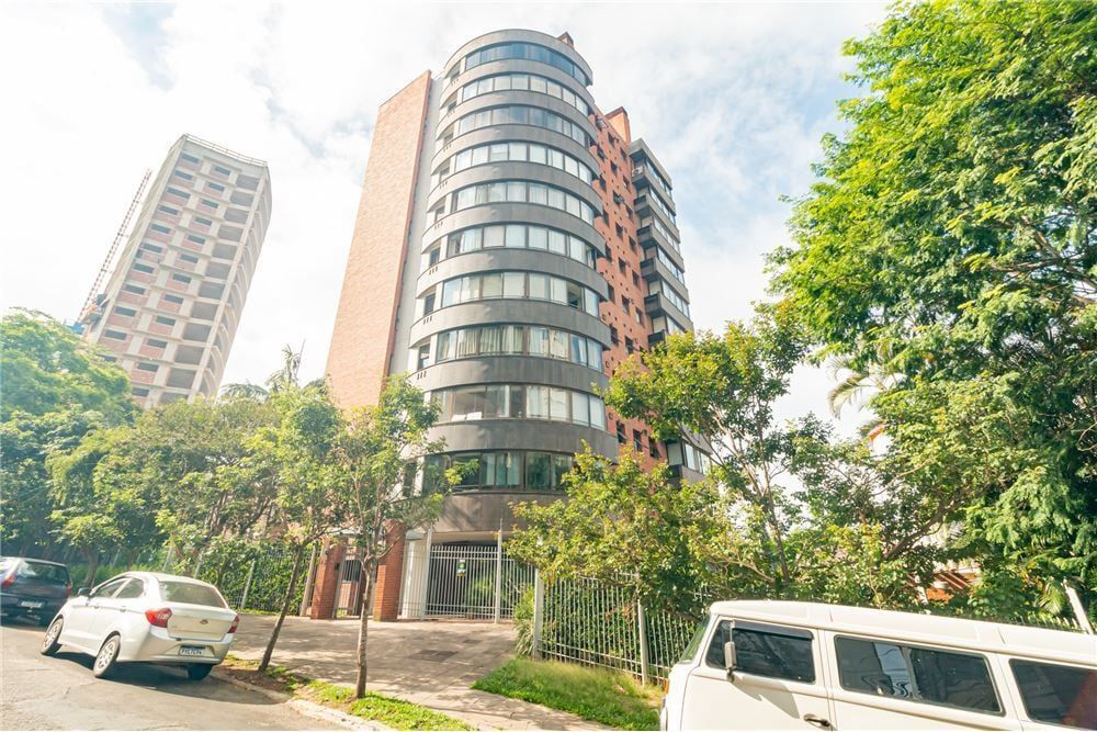 Apartamento com 104m², 3 dormitórios no bairro Bela Vista em Porto Alegre para Comprar
