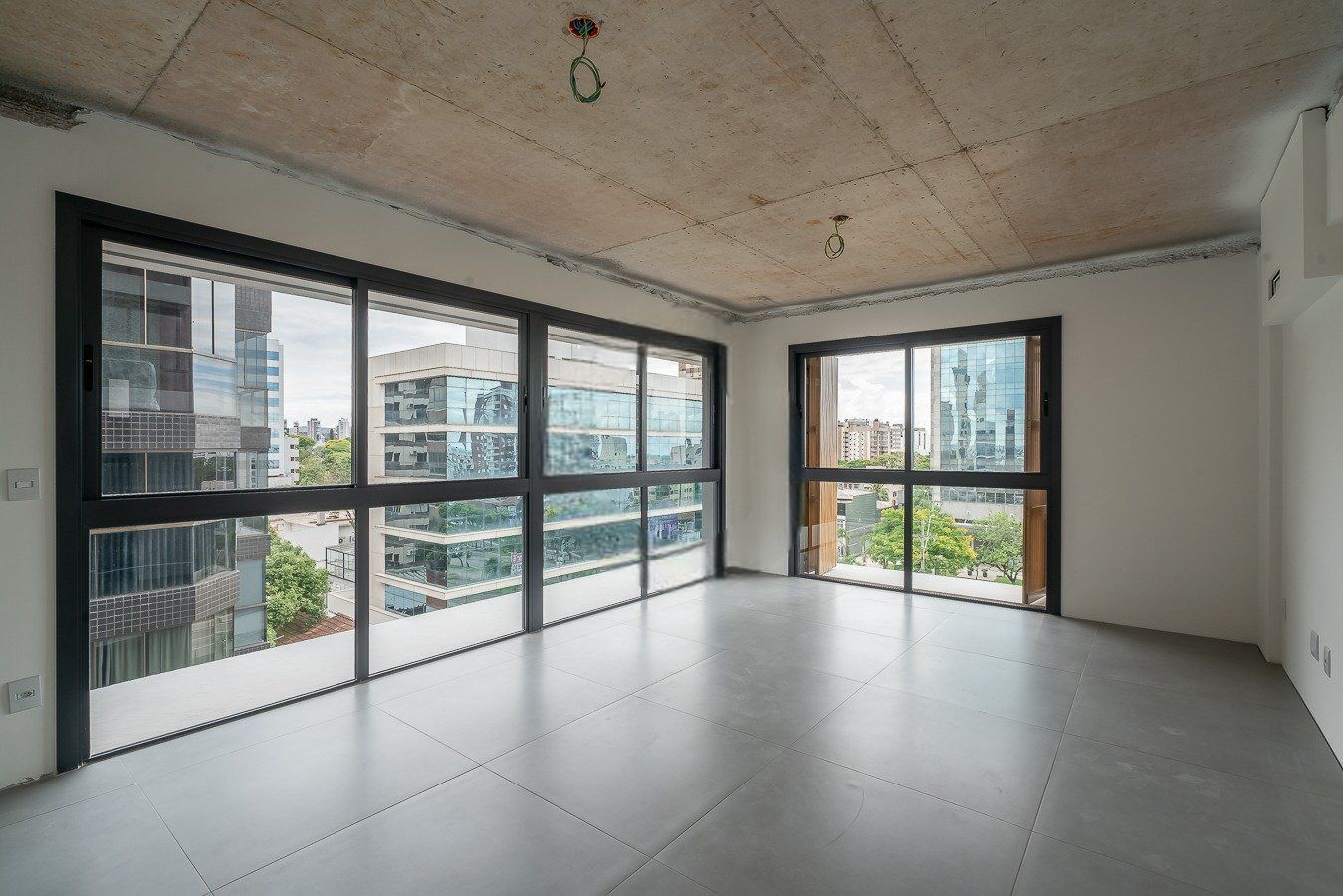 Apartamento com 102m², 3 dormitórios no bairro Higienópolis em Porto Alegre para Comprar