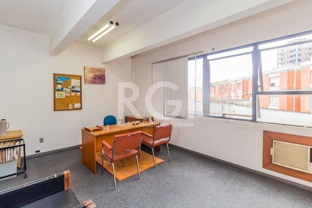 Conjunto comercial para alugar 58m² no bairro Floresta, Porto Alegre/RS