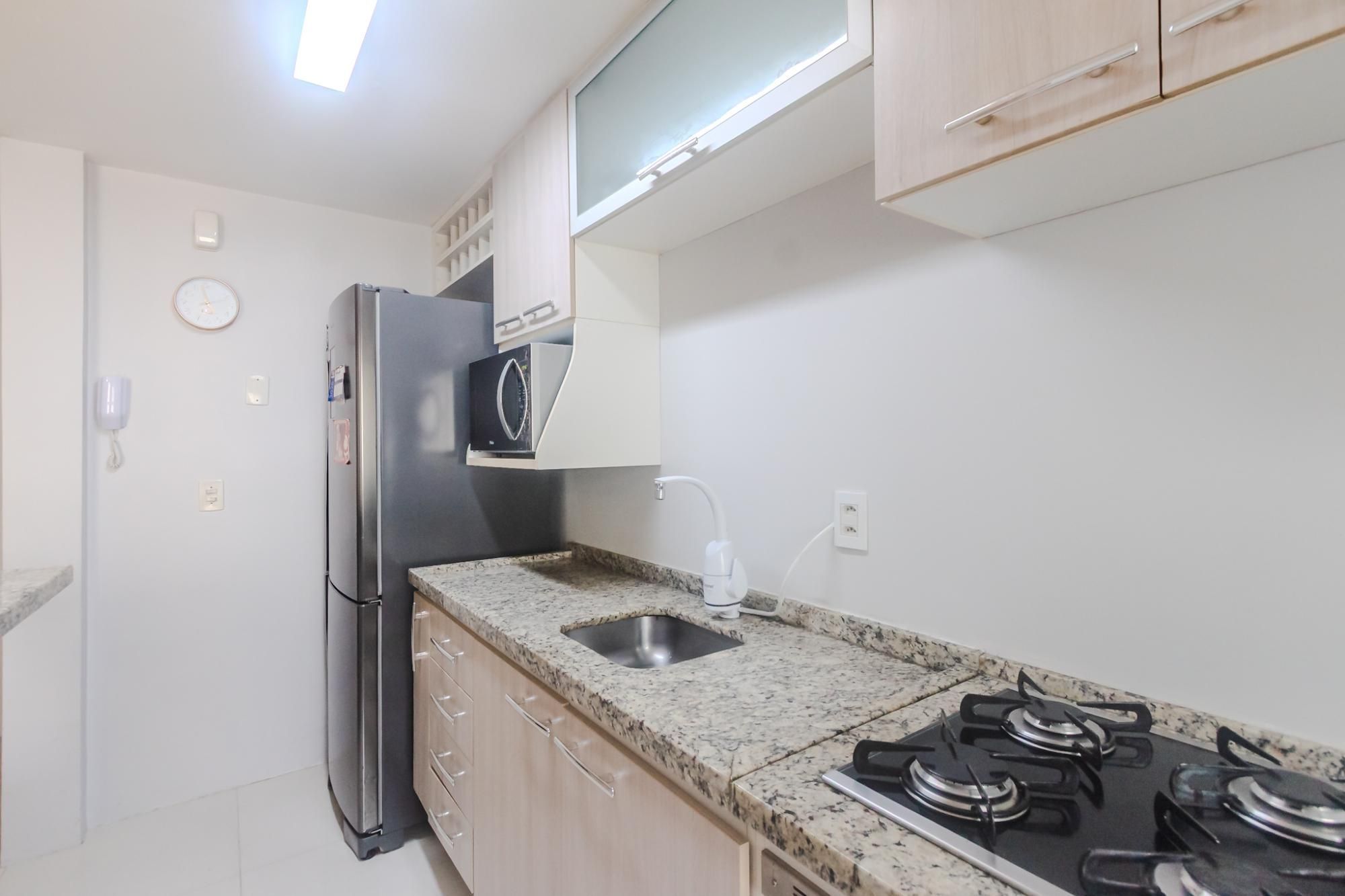 Apartamento com 72m², localizado no bairro Jardim Carvalho em Porto Alegre/RS. — foto 5