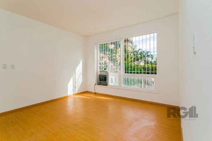 Apartamento com 71m², 2 dormitórios no bairro Petrópolis em Porto Alegre para Comprar