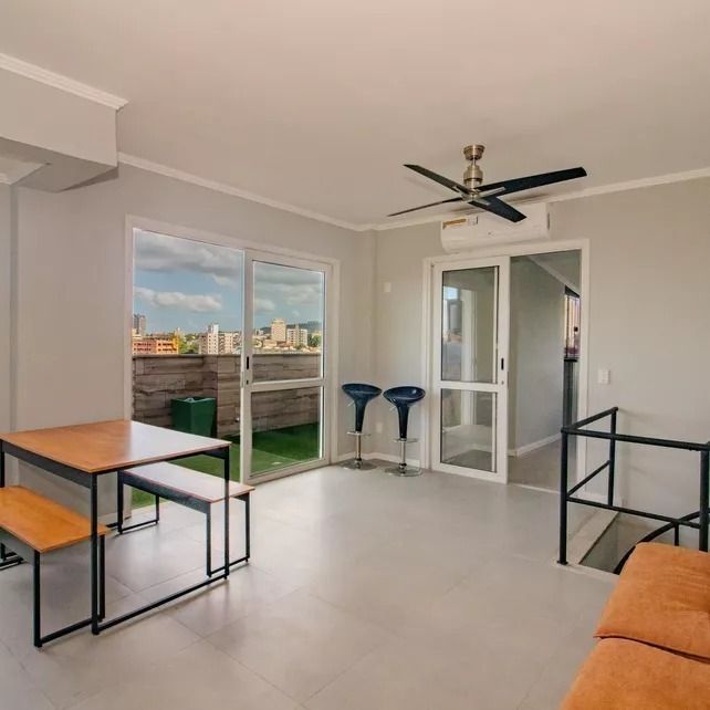 Cobertura com 230m², 3 dormitórios no bairro Passo da Areia em Porto Alegre para Comprar