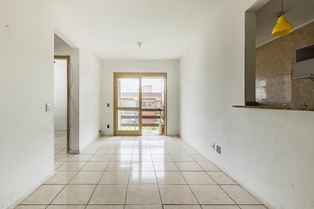 Apartamento com 64m², 2 dormitórios no bairro Partenon em Porto Alegre para Comprar