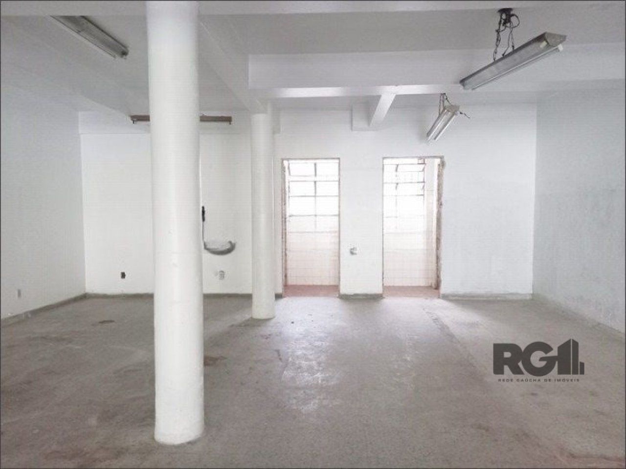 Loja com 130m² no bairro Petrópolis em Porto Alegre para Comprar