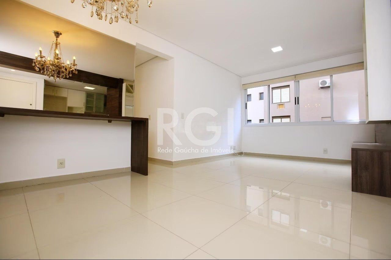 Apartamento com 73m², 2 dormitórios no bairro Petrópolis em Porto Alegre para Comprar