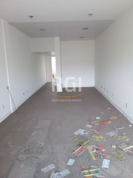 Loja com 55m² no bairro Partenon em Porto Alegre para Comprar