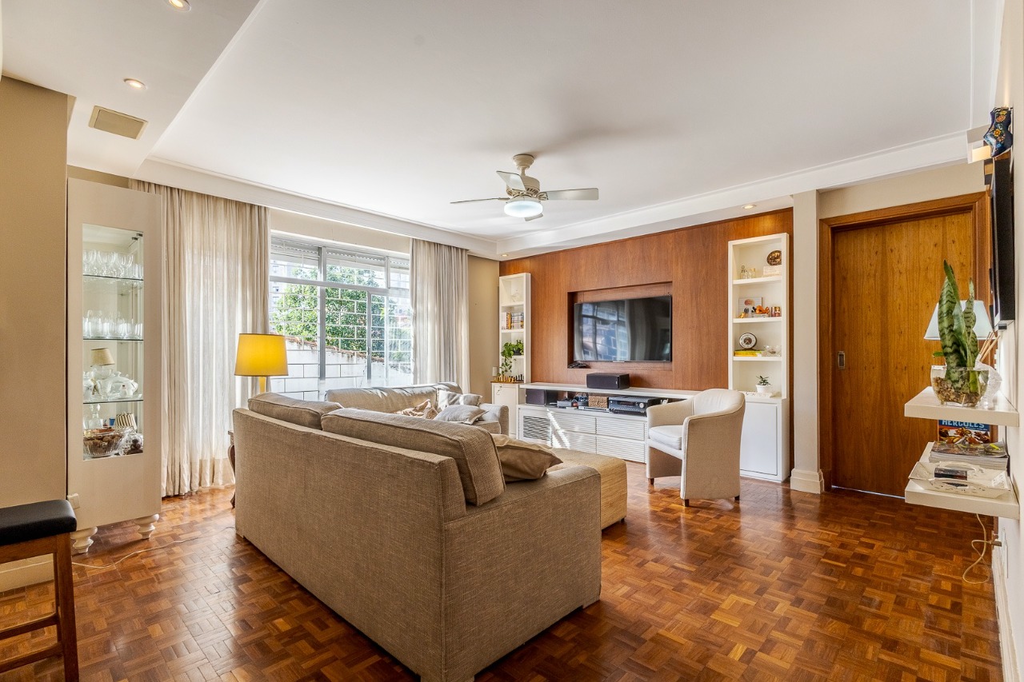 Apartamento com 105m², 2 dormitórios no bairro Jardim Botânico em Porto Alegre para Comprar