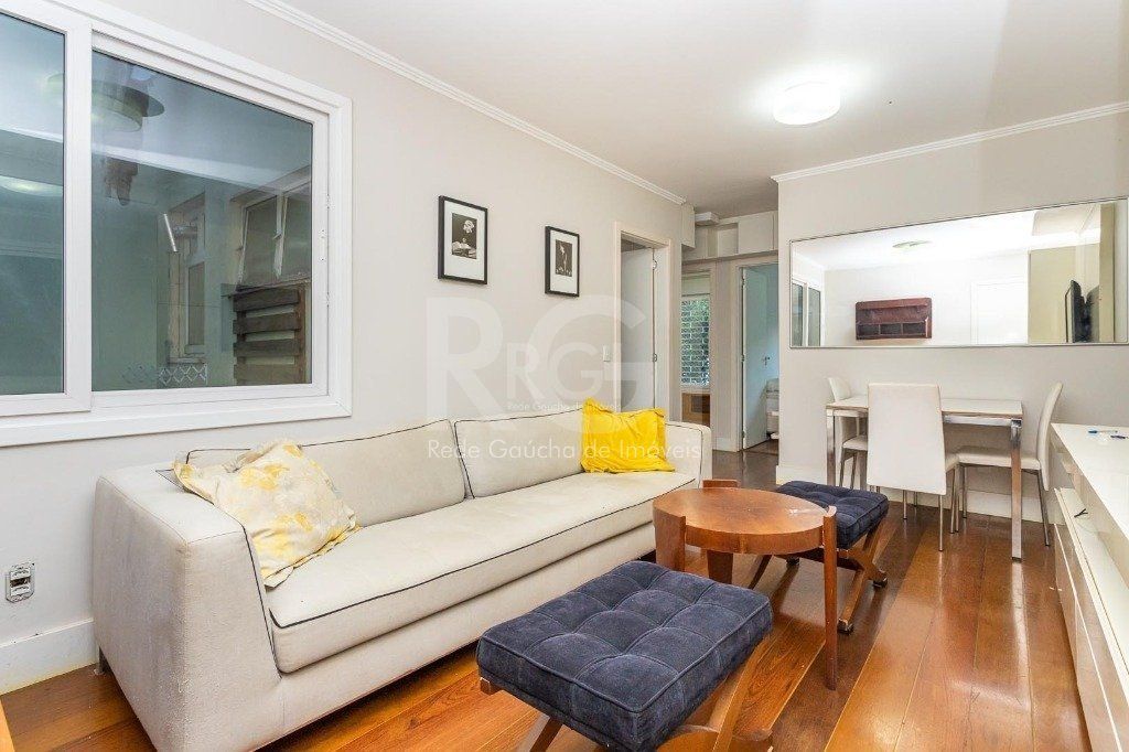 Apartamento com 59m², 2 dormitórios no bairro Petrópolis em Porto Alegre para Comprar