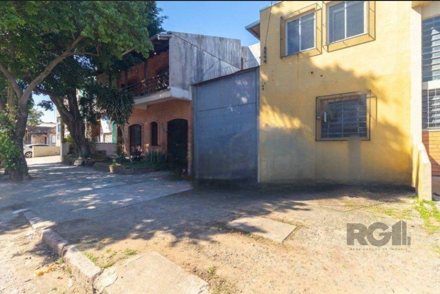 Pavilhão com 300m² no bairro Navegantes em Porto Alegre para Comprar