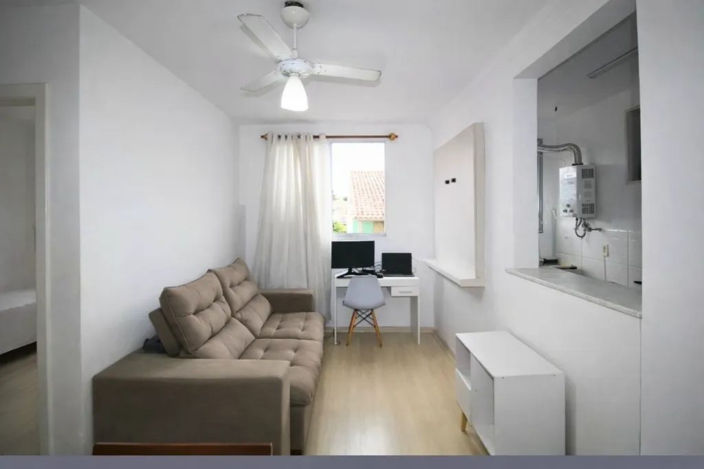 Apartamento com 43m², 2 dormitórios no bairro Passo das Pedras em Porto Alegre para Comprar