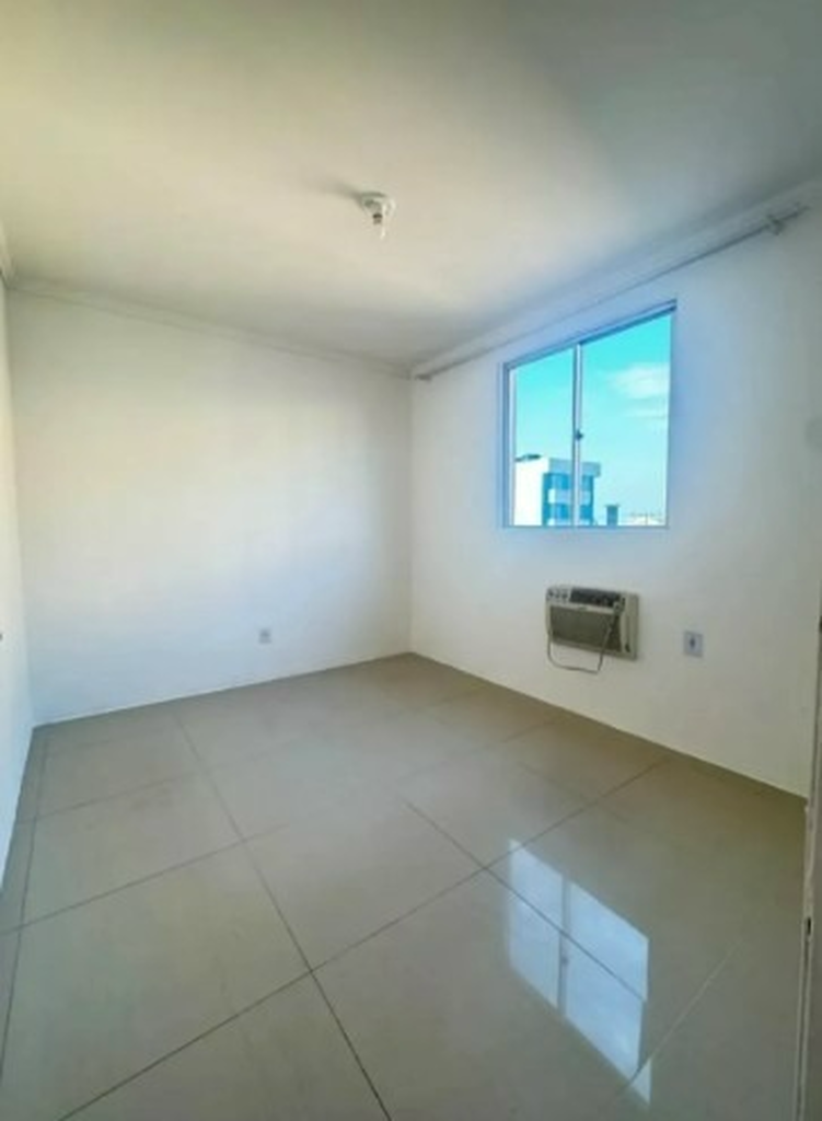 Apartamento com 40m², 2 dormitórios no bairro Mário Quintana em Porto Alegre para Comprar