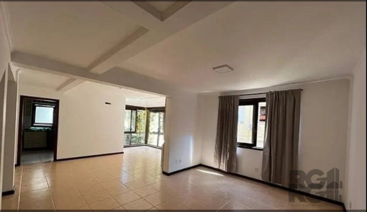 Casa de Condomínio com 245m², 3 dormitórios no bairro Menino Deus em Porto Alegre para Comprar