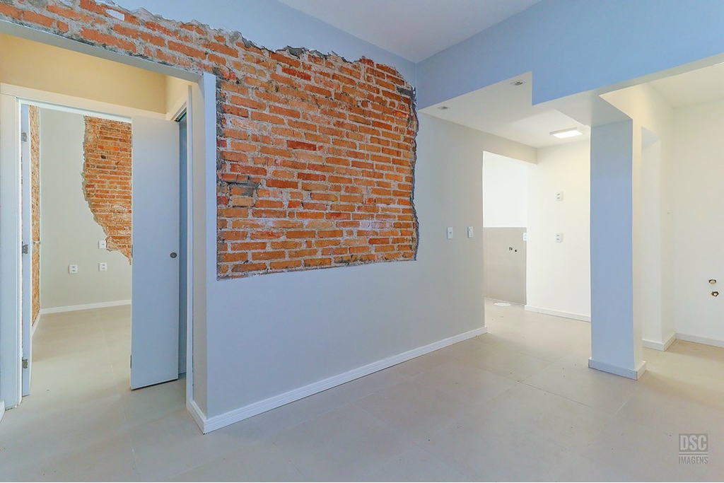 Apartamento com 24m², 1 dormitório no bairro Centro Histórico em Porto Alegre para Comprar