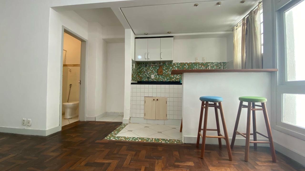 Apartamento com 27m², 1 dormitório no bairro Centro Histórico em Porto Alegre para Comprar