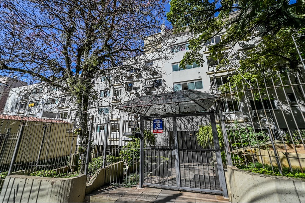 Apartamento com 77m², 2 dormitórios no bairro Rio Branco em Porto Alegre para Comprar