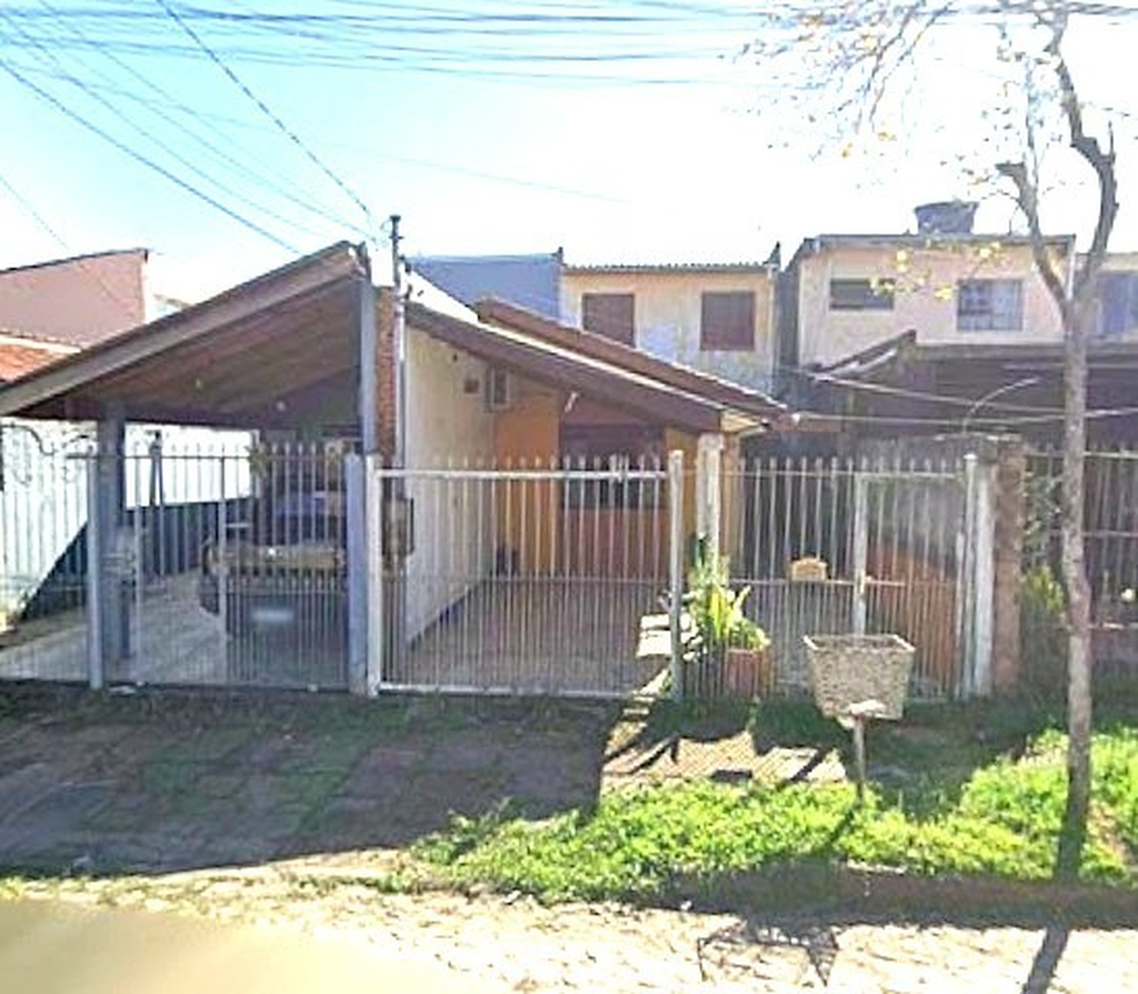 Casa com 120m², 3 dormitórios no bairro Hípica em Porto Alegre para Comprar
