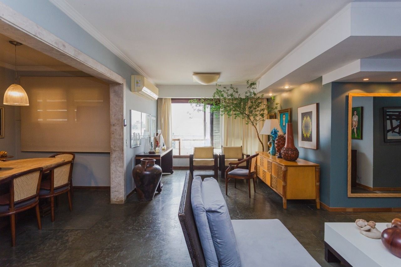 Apartamento com 116m², 3 dormitórios no bairro Rio Branco em Porto Alegre para Comprar