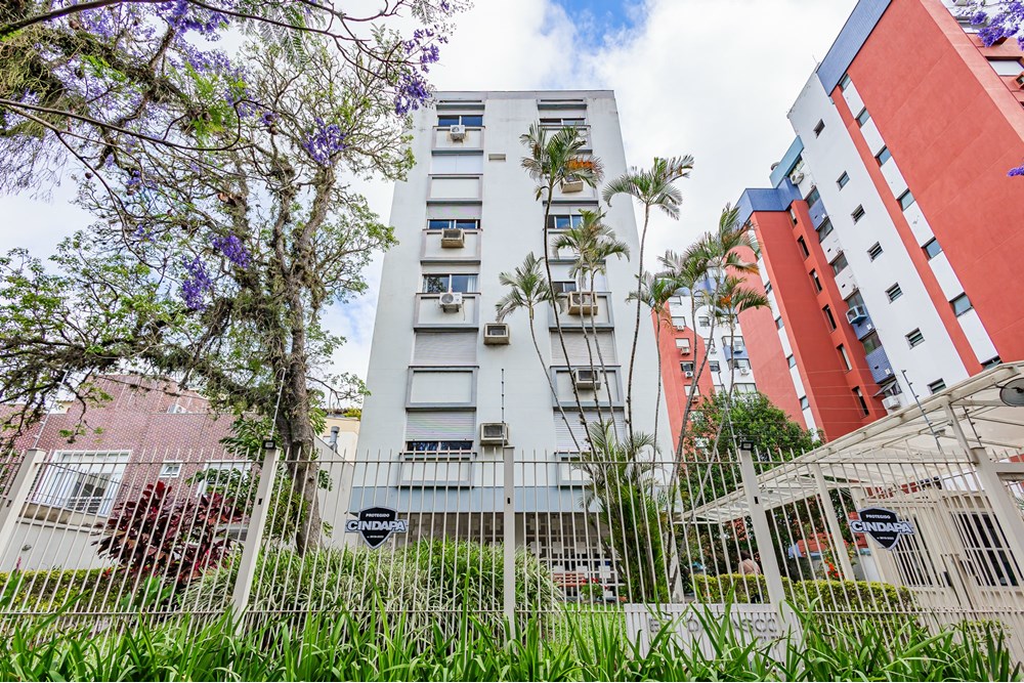 Apartamento com 44m², 1 dormitório no bairro São João em Porto Alegre para Comprar