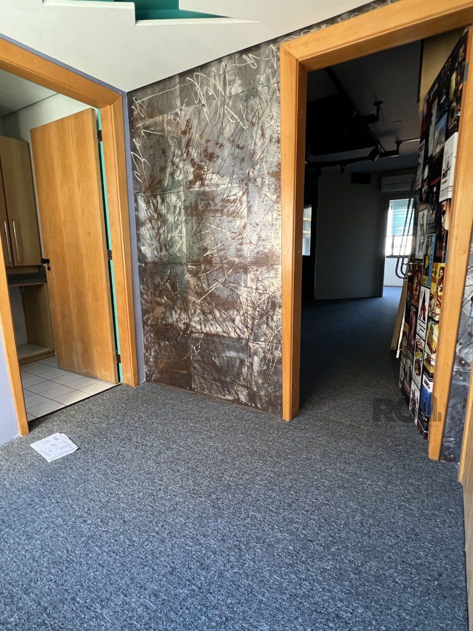 Sala Comercial com 51m², 2 dormitórios no bairro Auxiliadora em Porto Alegre para Comprar