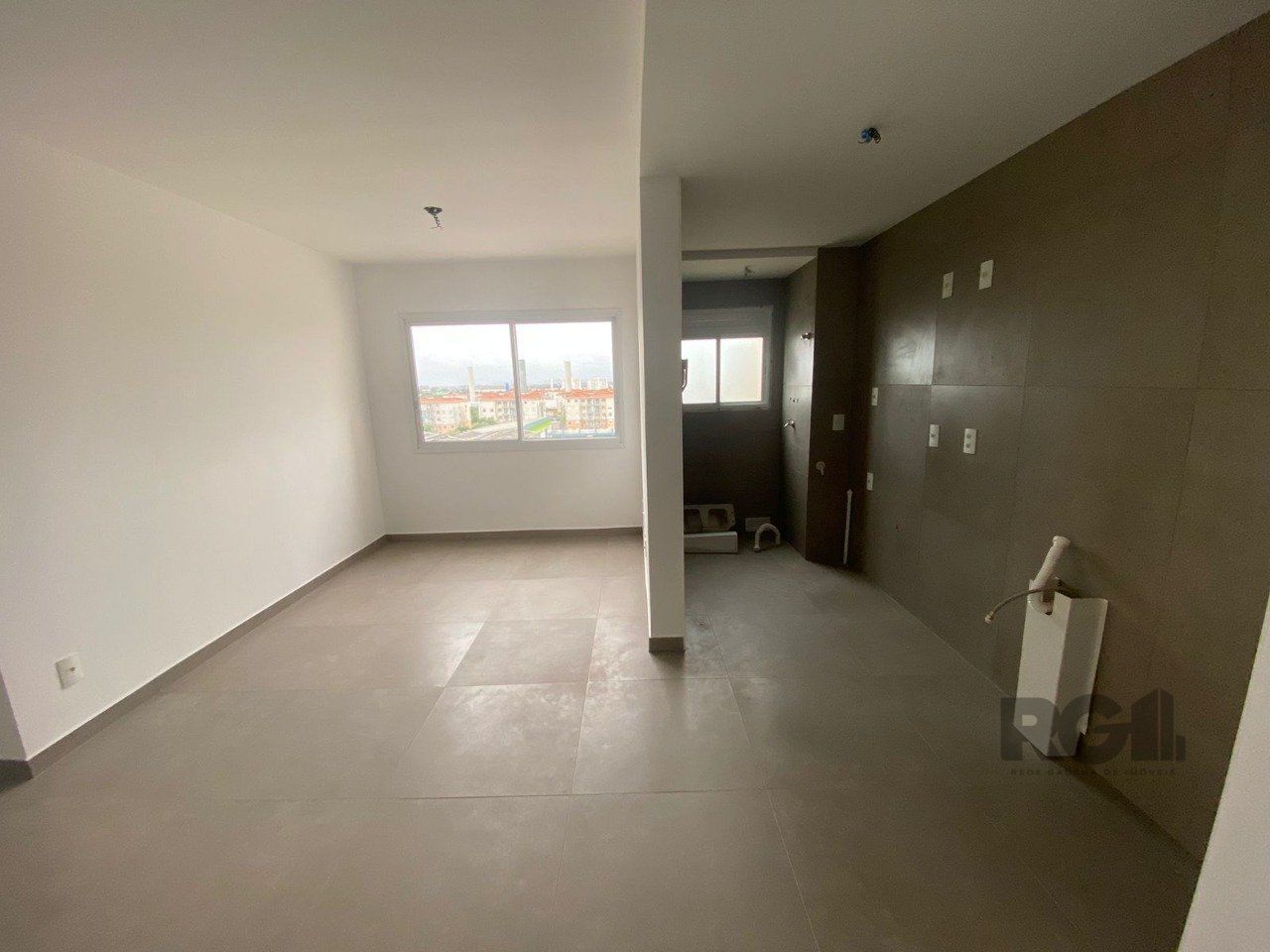 Apartamento com 65m², 3 dormitórios no bairro Humaitá em Porto Alegre para Comprar