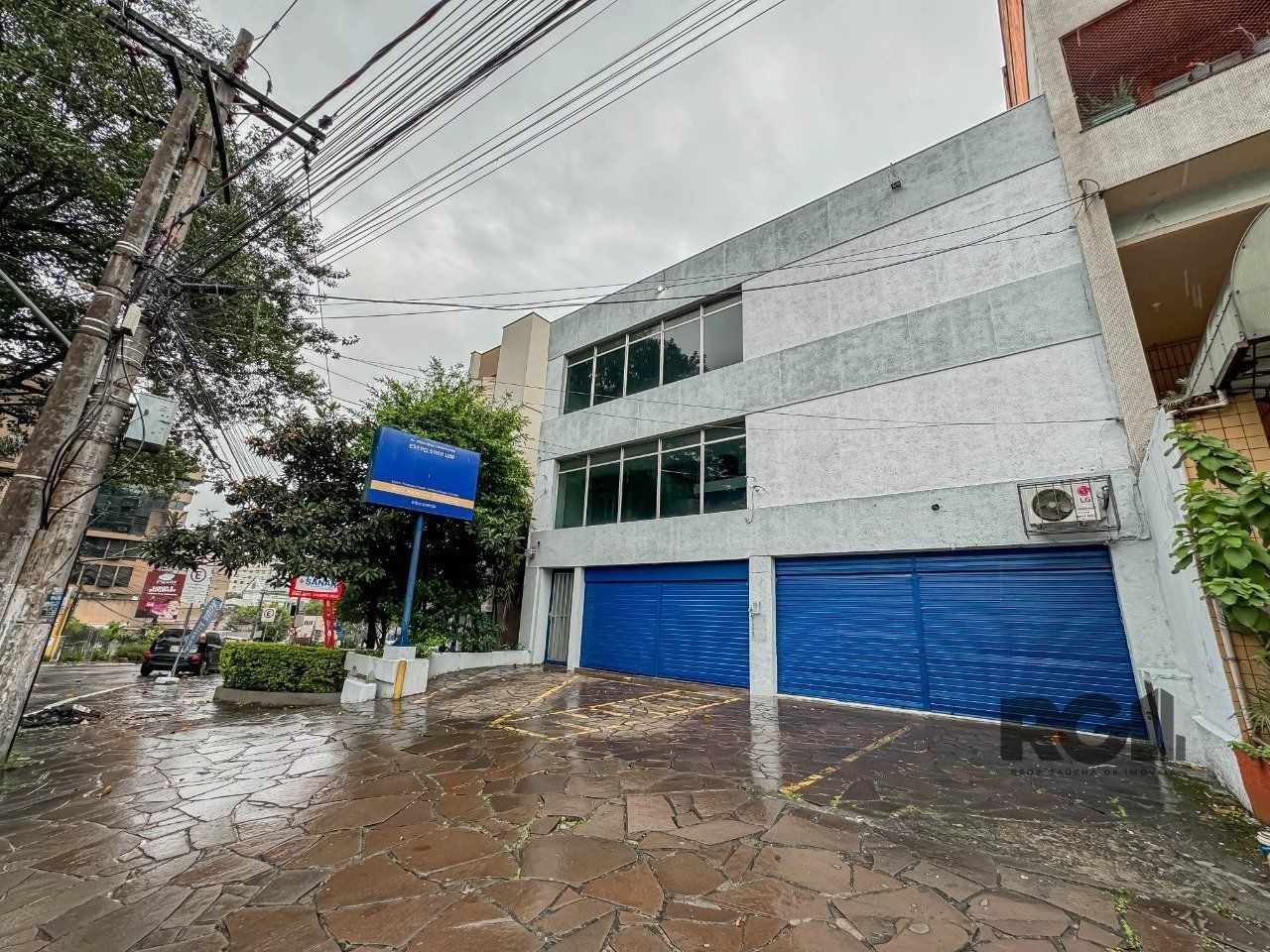 Prédio Comercial com 1.000m² no bairro Higienópolis em Porto Alegre para Comprar