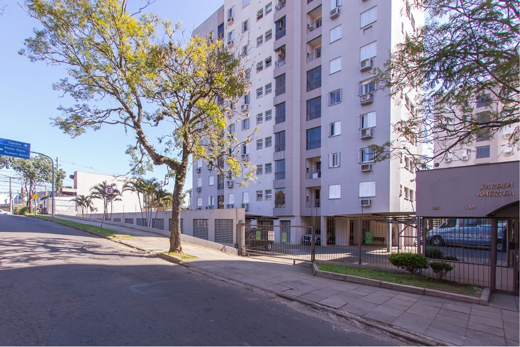 Apartamento com 56m², 2 dormitórios no bairro Sarandi em Porto Alegre para Comprar