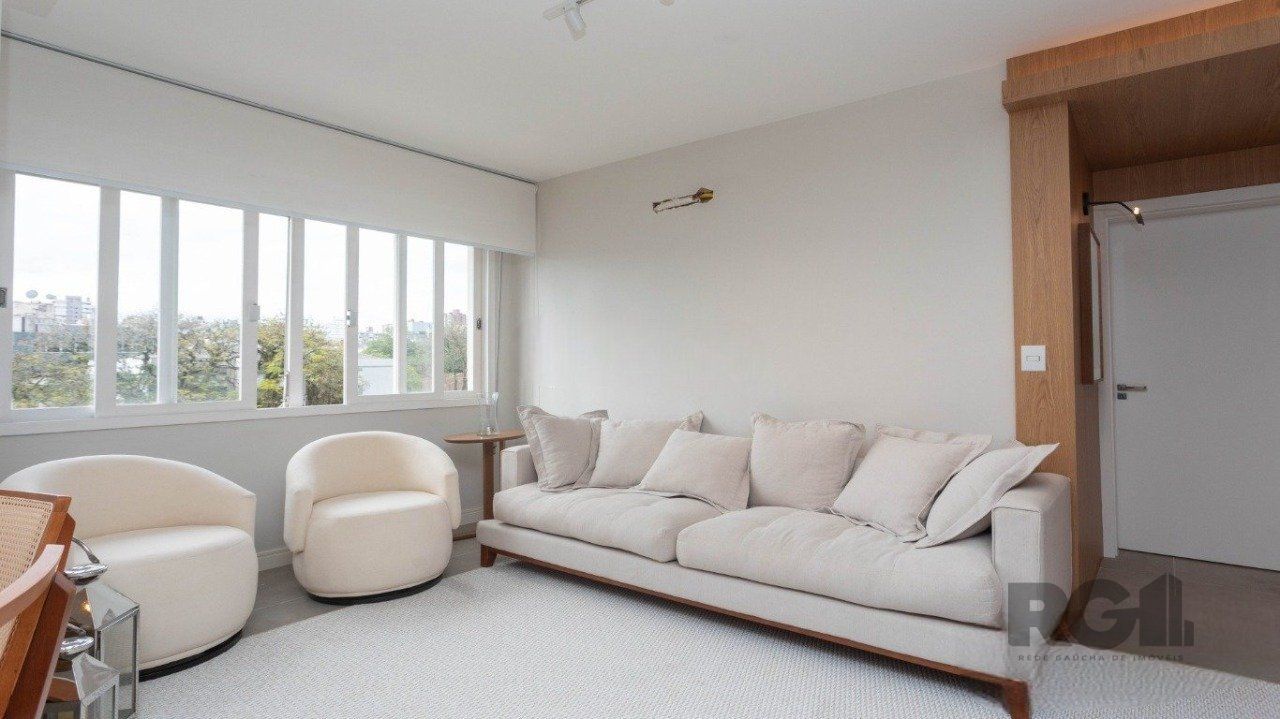 Apartamento com 76m², 2 dormitórios no bairro Mont Serrat em Porto Alegre para Comprar