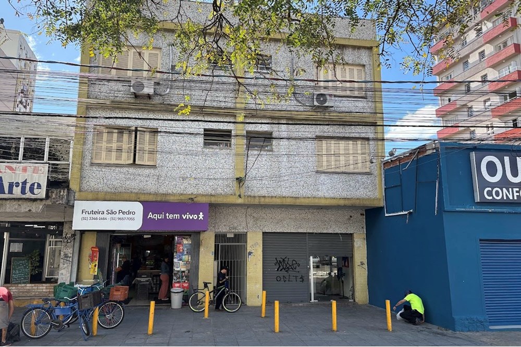 Apartamento com 41m², 1 dormitório no bairro Floresta em Porto Alegre para Comprar