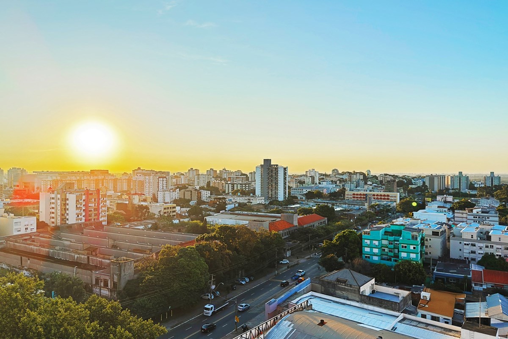 Apartamento com 58m², 2 dormitórios no bairro Cristo Redentor em Porto Alegre para Comprar