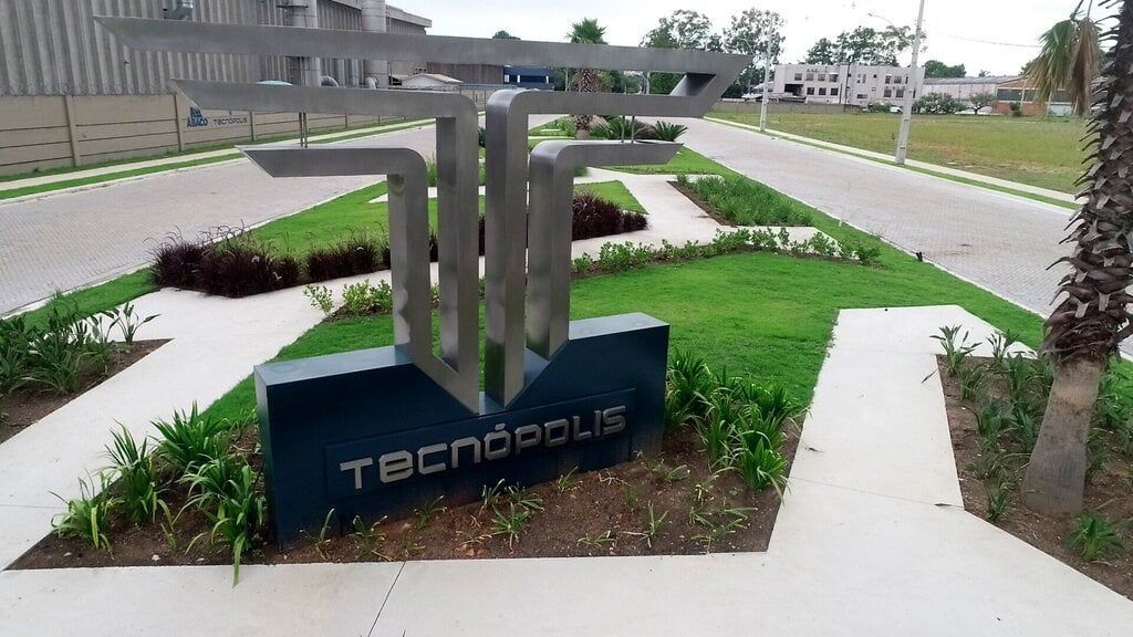 Terreno Comercial com 2.143m² no bairro Anchieta em Porto Alegre para Comprar